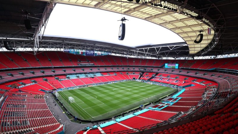 Top sân bóng đá đẹp nhất thế giới không thể thiếu Wembley.